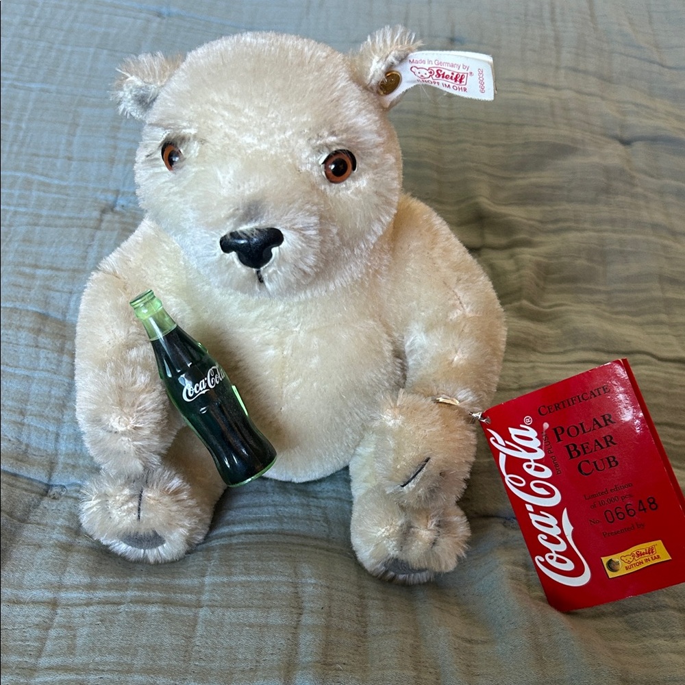 Steiff button in ear Coca-Cola Cream Polar Bear with Bottle